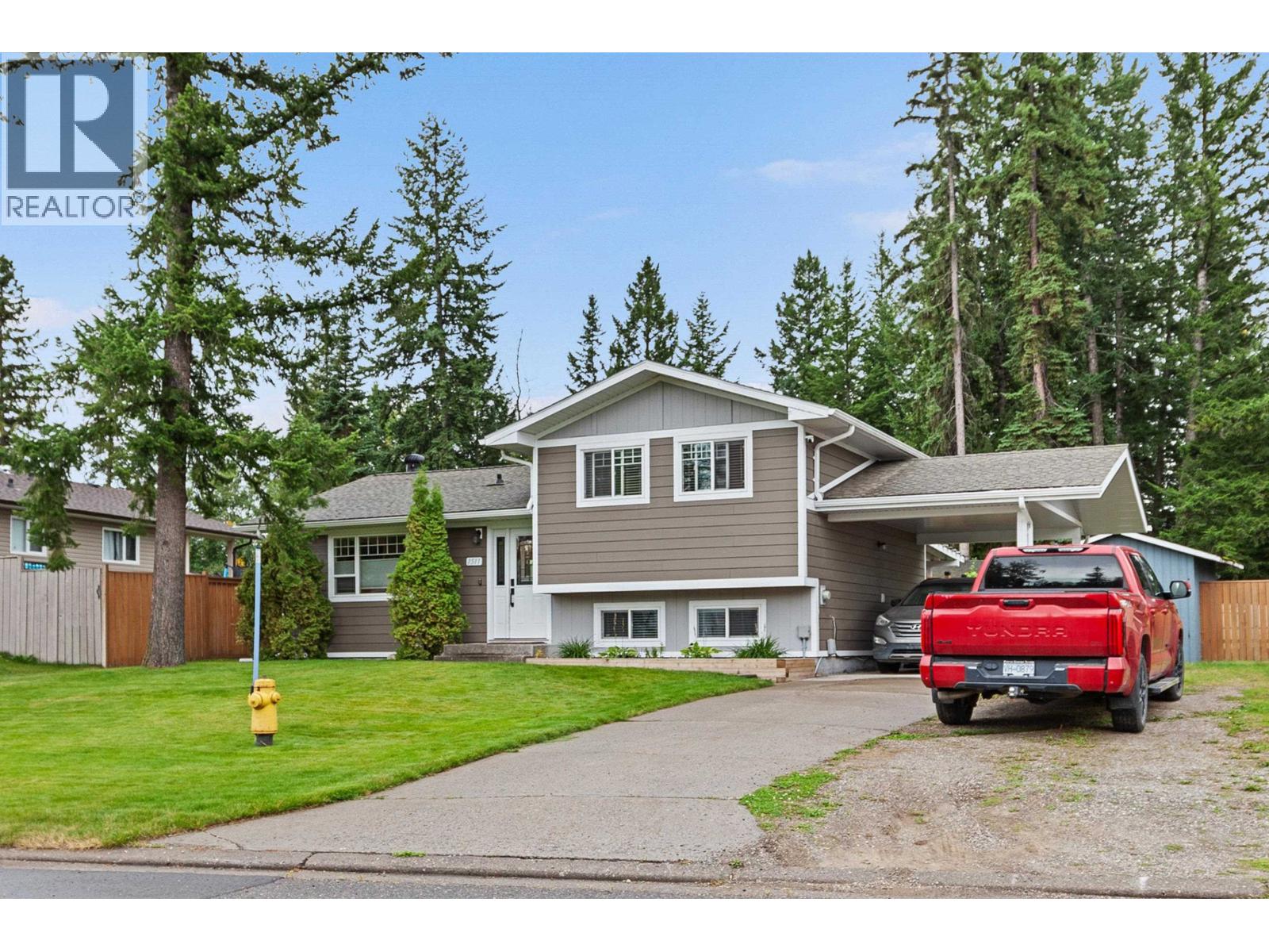 Dining room of 7511 JEAN DE BREBEUF CRESCENT · Prince George, BC