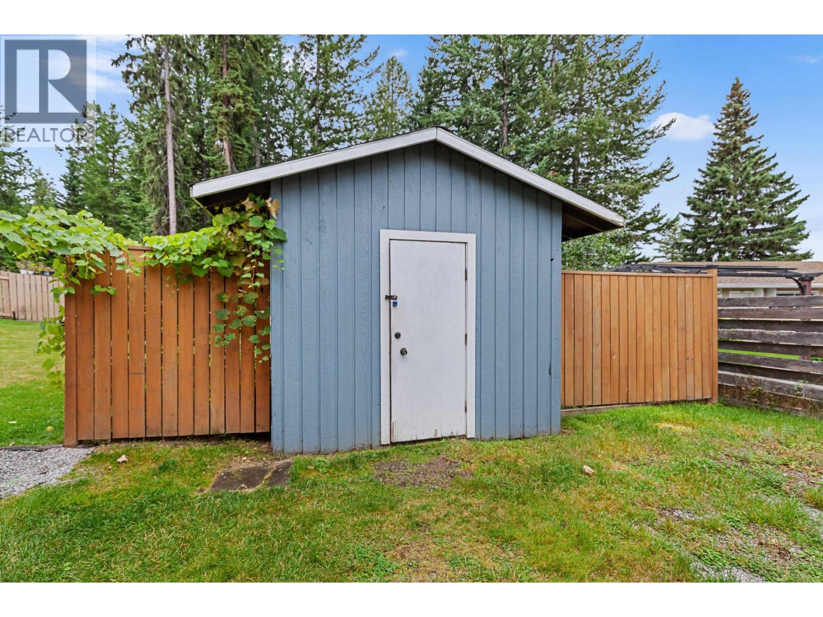 Photo 30 of 34 — 7511 JEAN DE BREBEUF CRESCENT · Prince George, BC