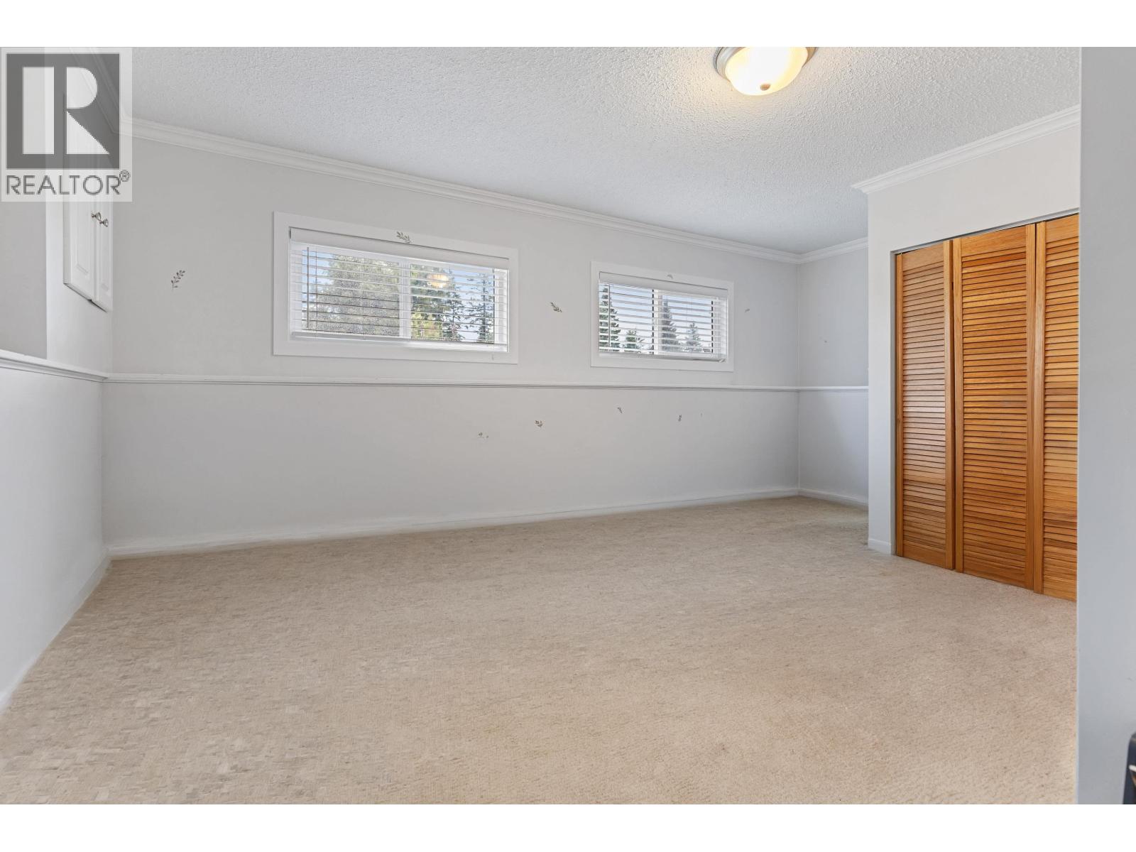 7511 JEAN DE BREBEUF CRESCENT - 22