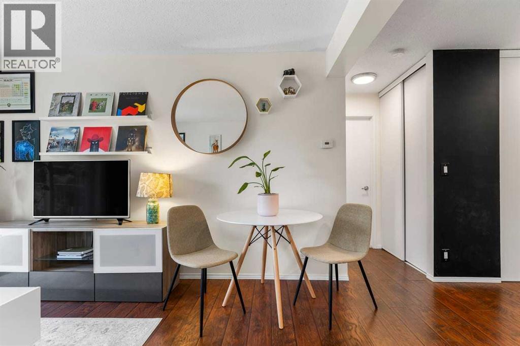 303D, 5601 Dalton Drive NW, Calgary — photo 4