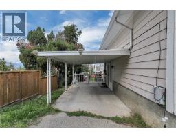 2080 Mckenzie Road, Kelowna, BC V1P1A6 Photo 20