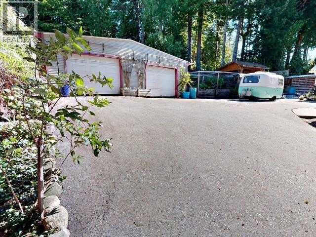 5836 MOWAT AVE, Powell River