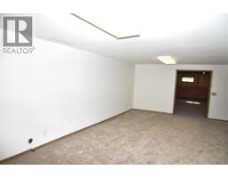 250 2 Avenue W, Rockyford, AB T0J2R0 Photo 40