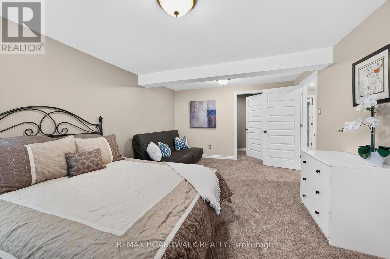 117 JOHANNA STREET - 35