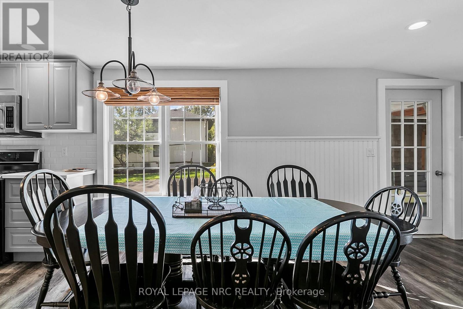 351 Eastwood Avenue — photo 10