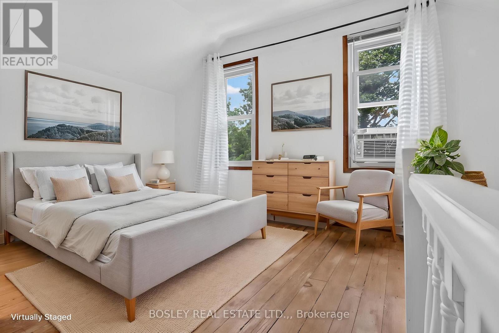 5186 MCGLASHAN CRESCENT - 30
