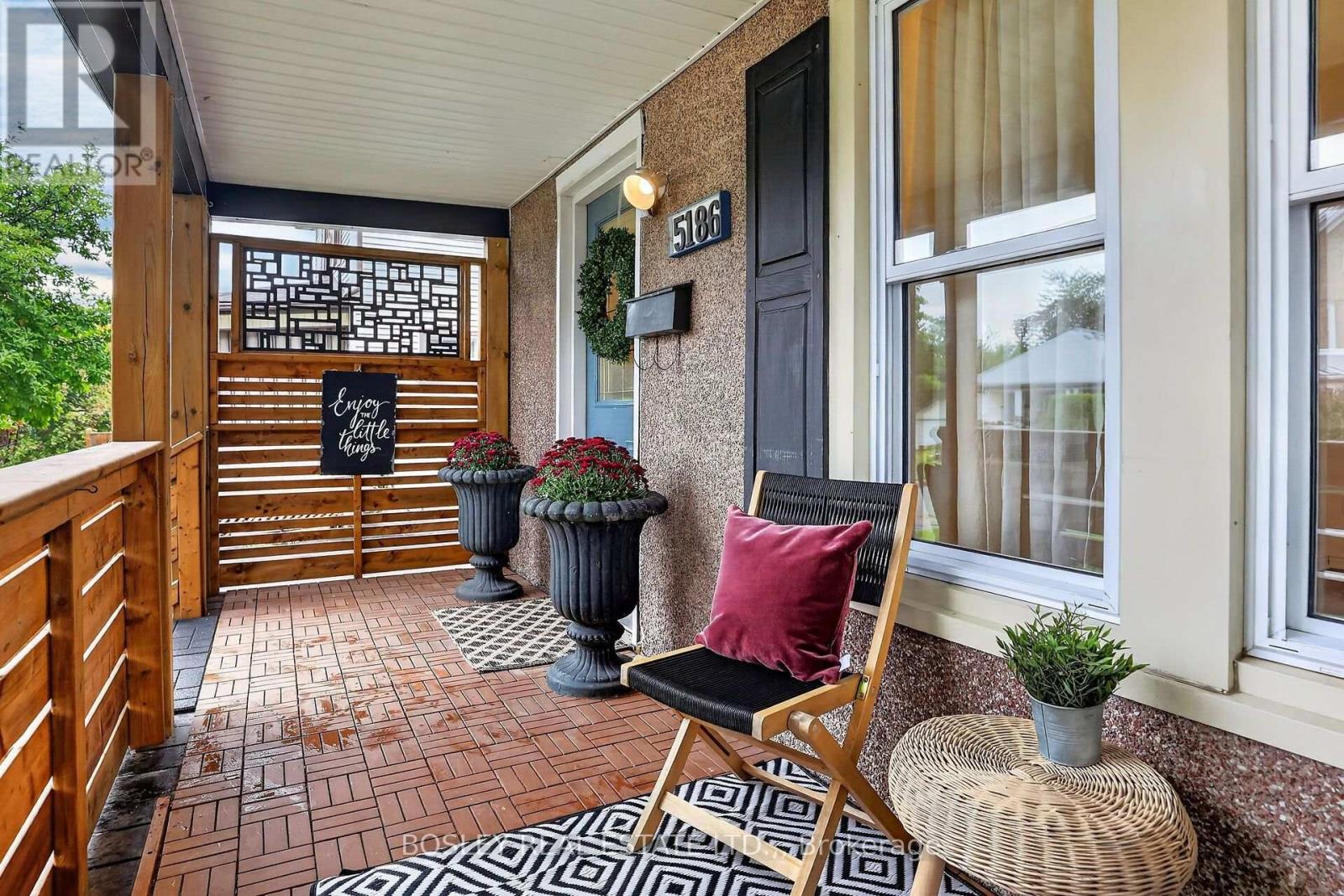5186 MCGLASHAN CRESCENT - Image 4