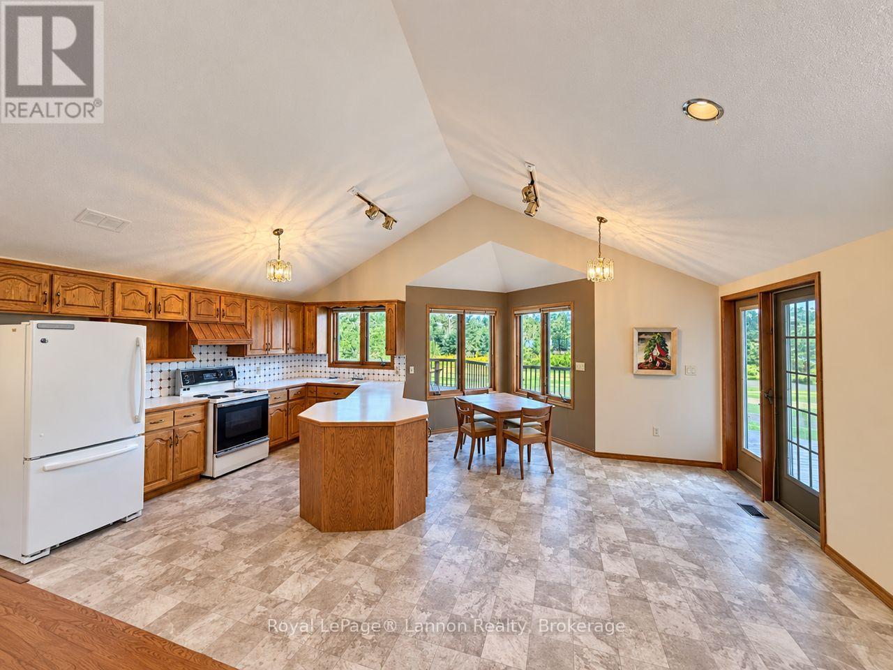 1795 ROSSLYN ROAD, Thunder Bay (Rosslyn Road) — photo 3