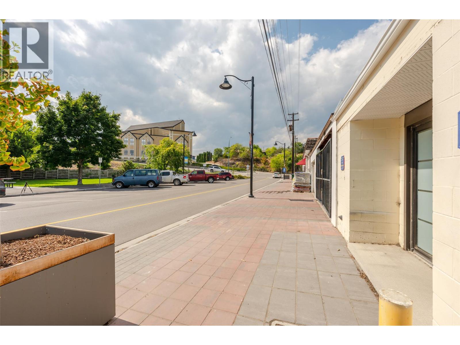 10109 Main Street, Summerland