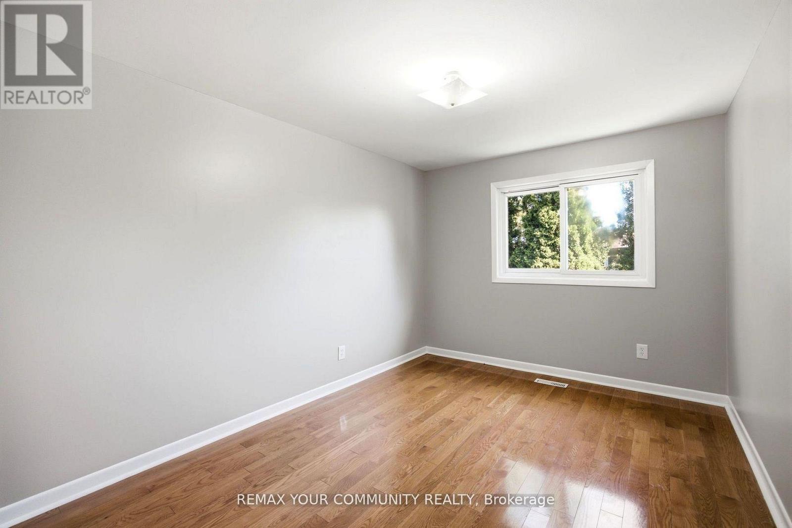 #32 80 DUNDALK DRIVE - Image 26