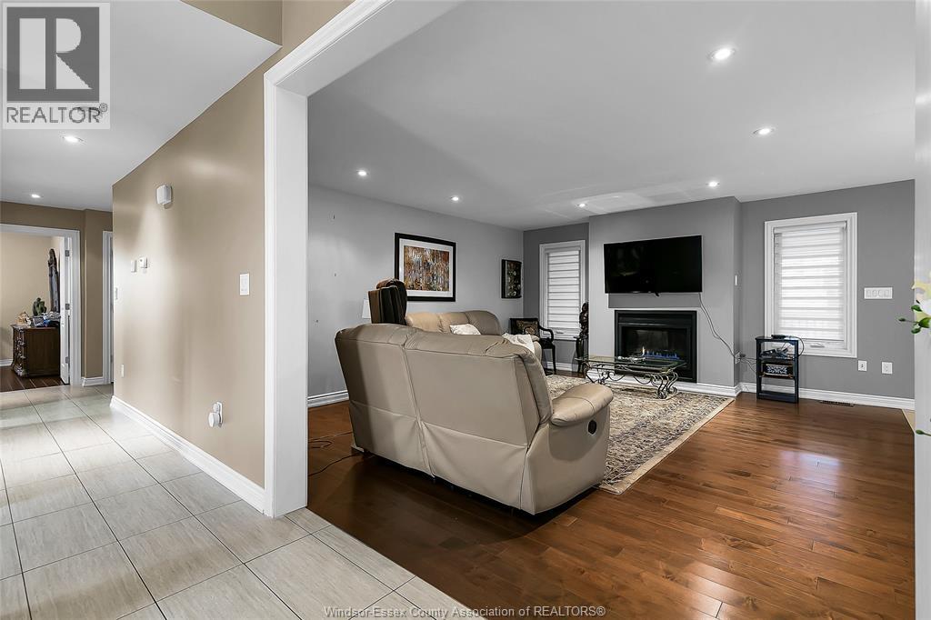 4601 8TH CONCESSION Unit# UPPER, Maidstone — photo 5