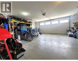 1040 Celia Crescent, Gibsons, BC V0N1V7 Photo 15