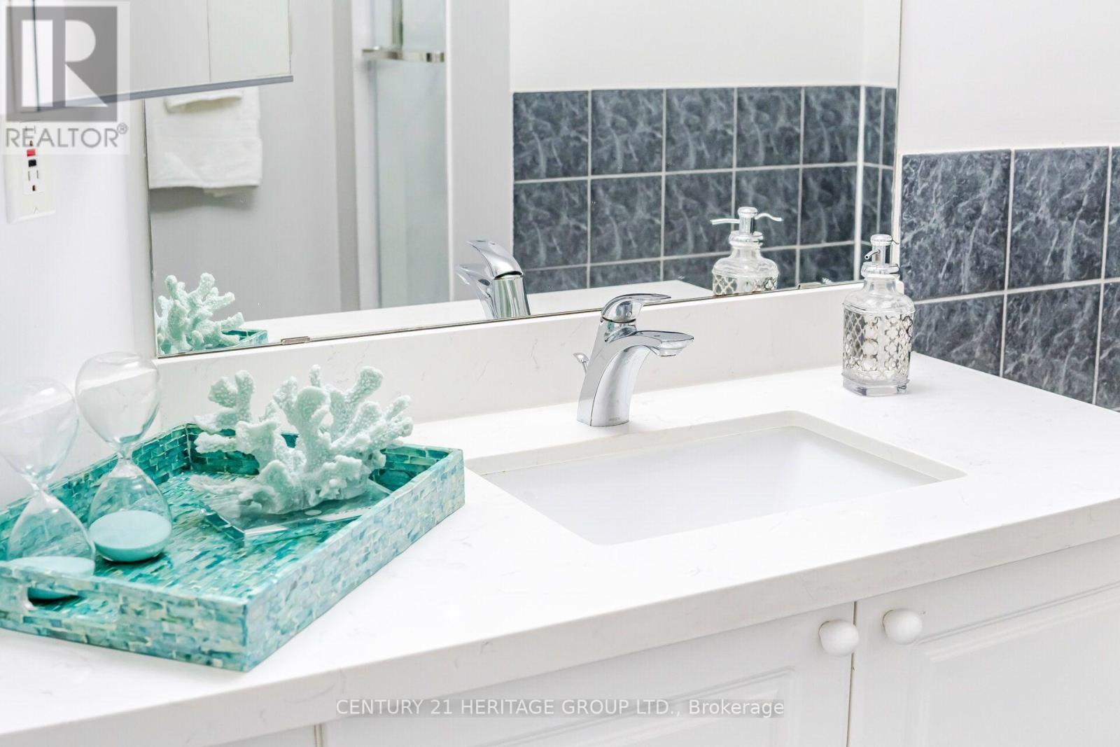 46 SNOWY MEADOW AVENUE - Image 25