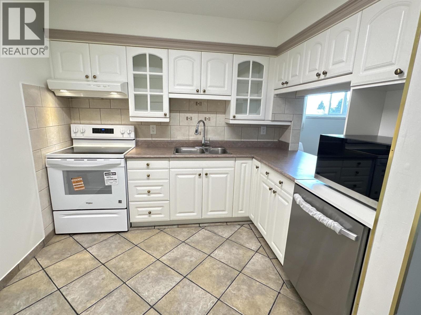 2175 LAWSON AVENUE, West Vancouver