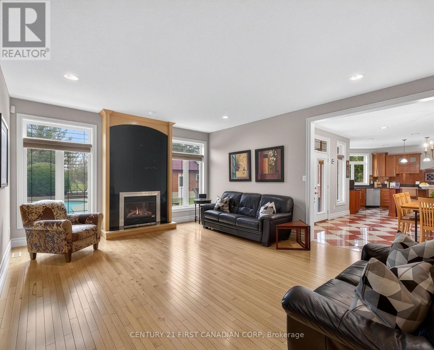 2 - 7222 CLAYTON WALK, London South (South V) — photo 9