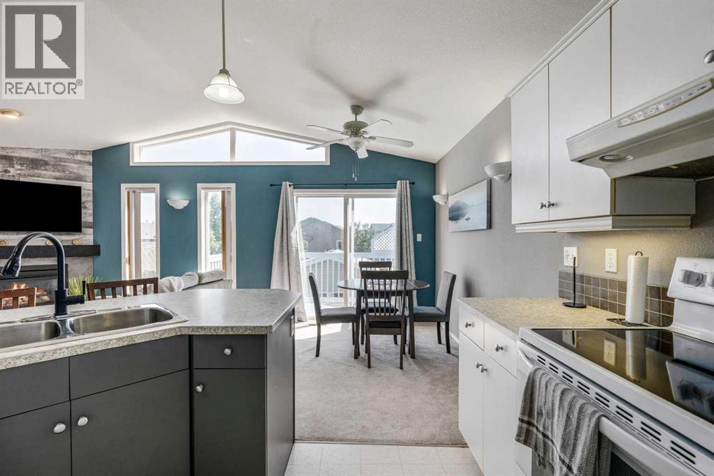 206 Fairmont Garden Road S - Image 11