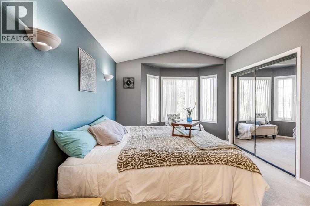 206 Fairmont Garden Road S - Image 18