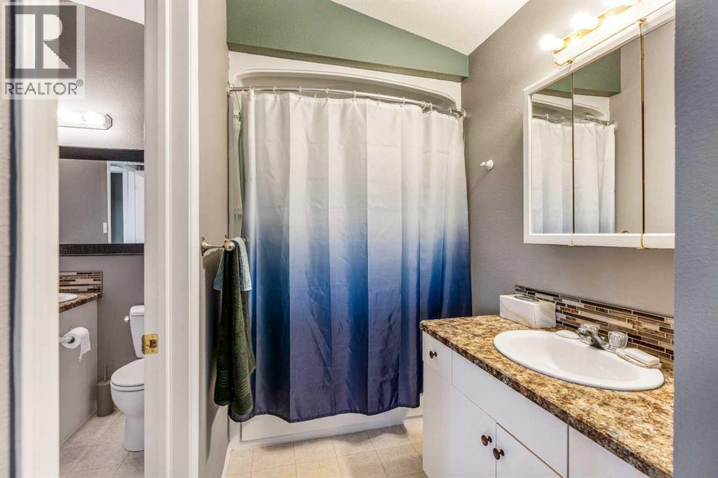 206 Fairmont Garden Road S - Image 20