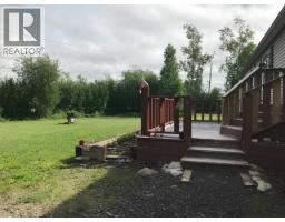 18 Beaver Lane, Norman Wells, NT X1A0T0 Photo 10