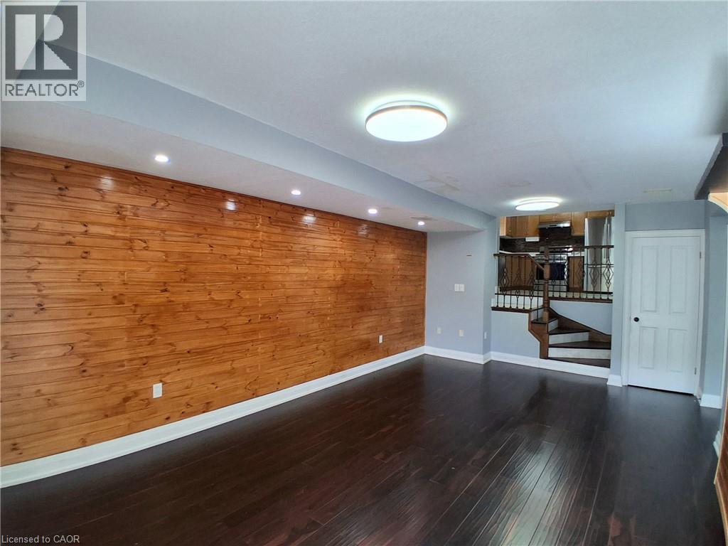 50 SHADETREE Crescent, Hamilton — photo 8