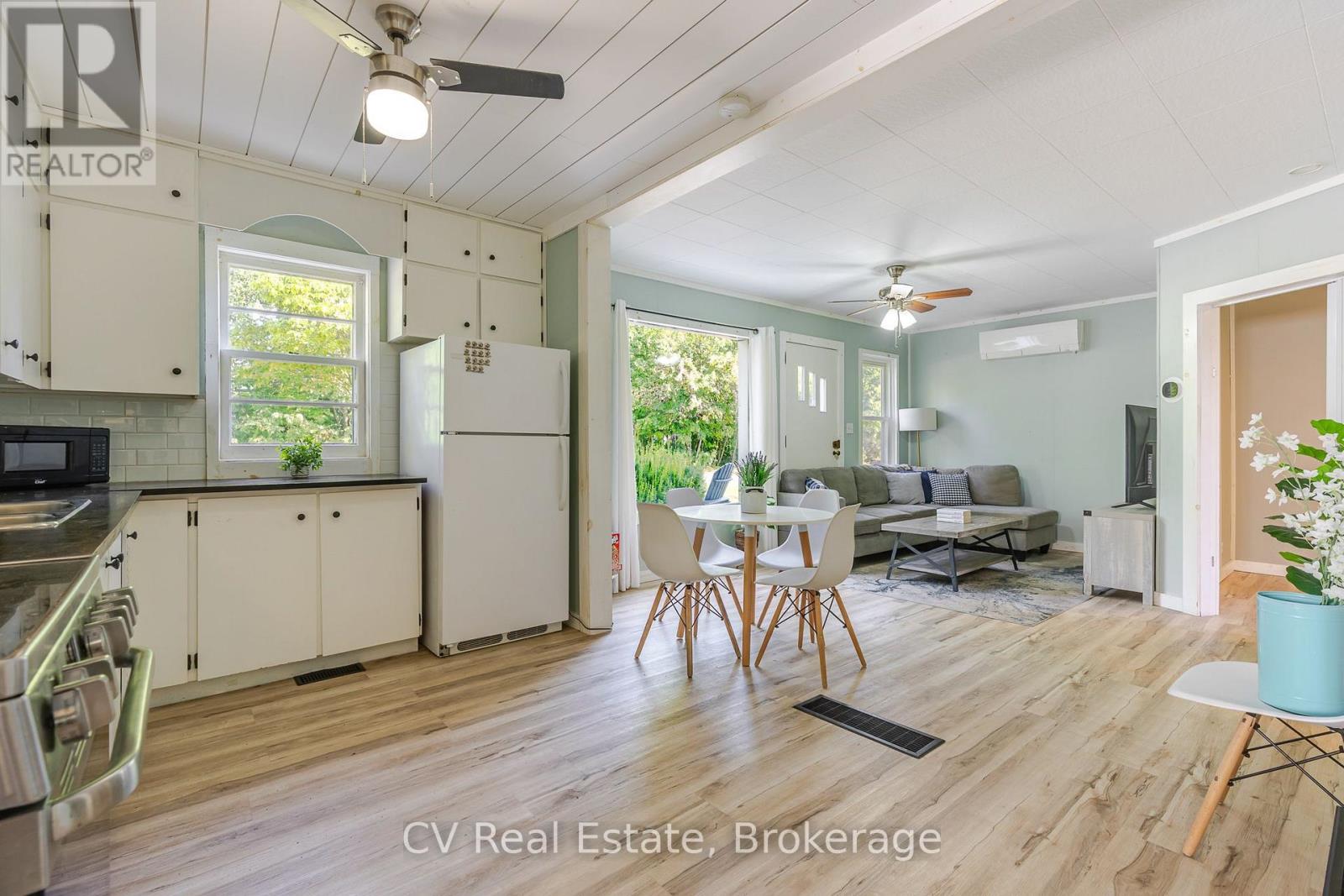 1016 MILL STREET - 12