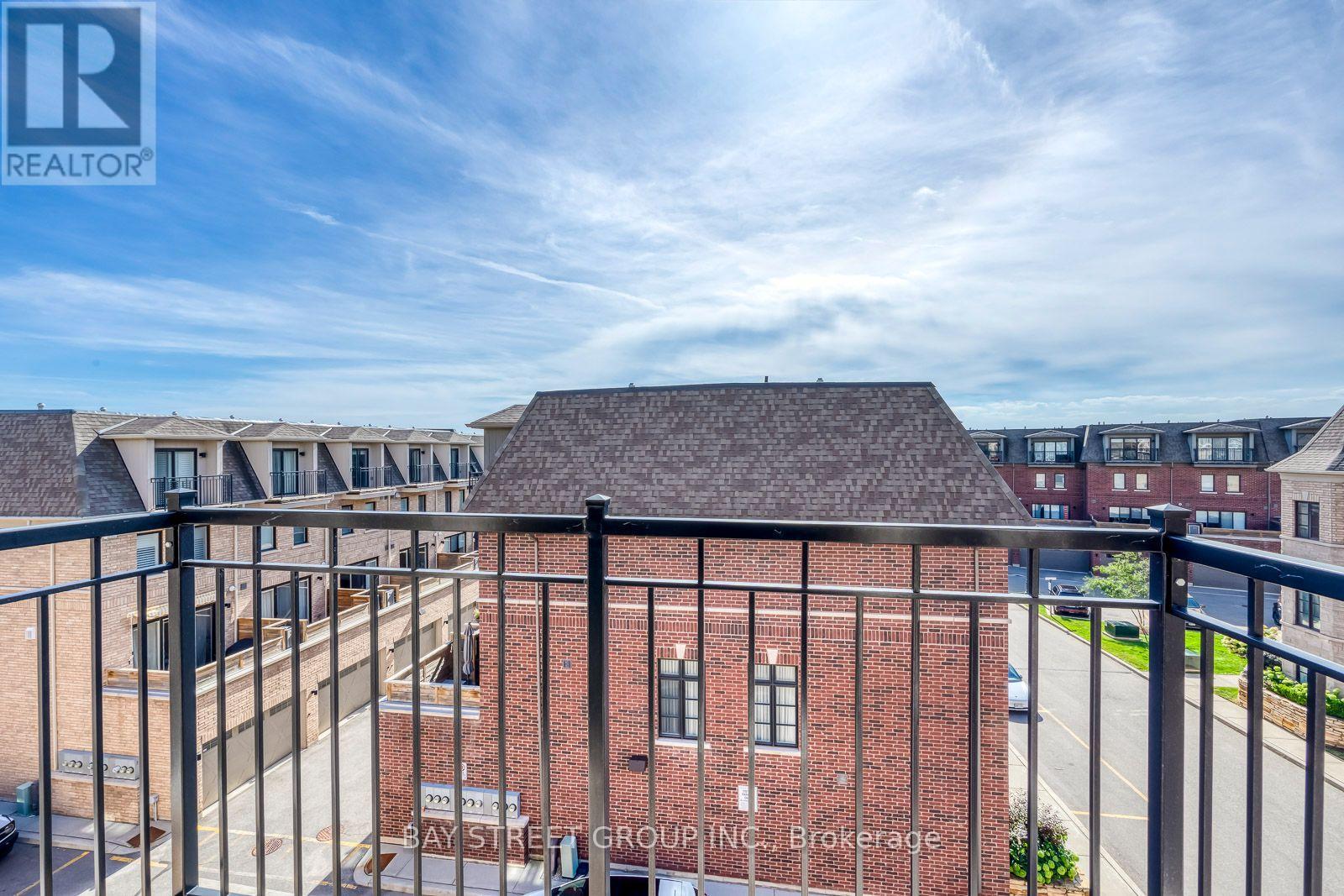 ##21 2172 TRAFALGAR ROAD - 11