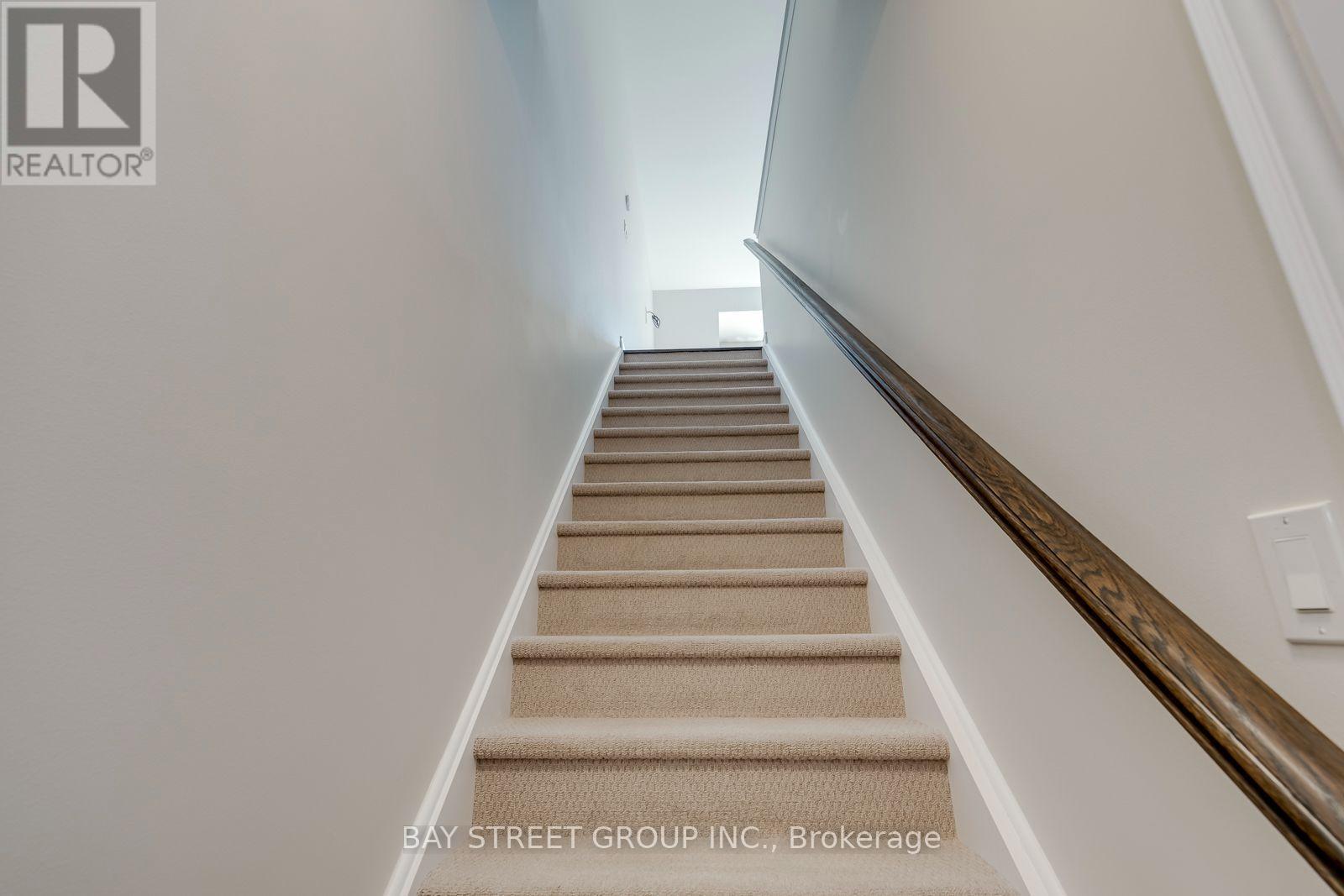 ##21 2172 TRAFALGAR ROAD - 17