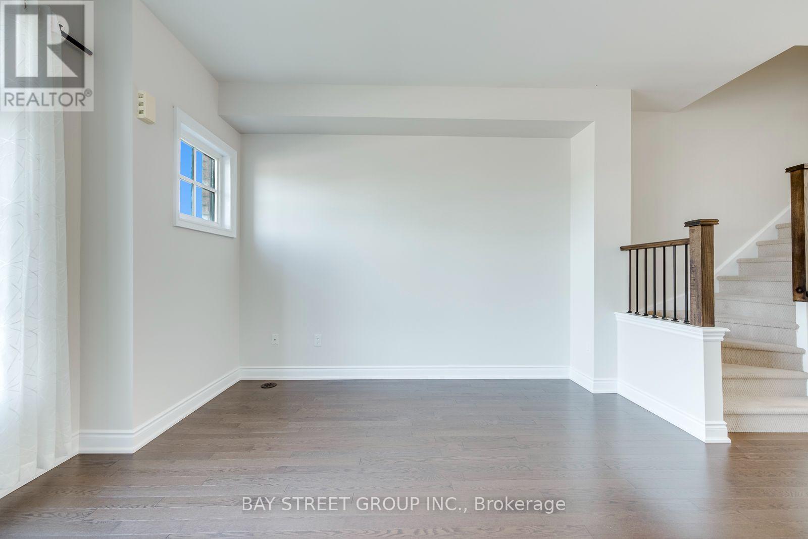 ##21 2172 TRAFALGAR ROAD - 36