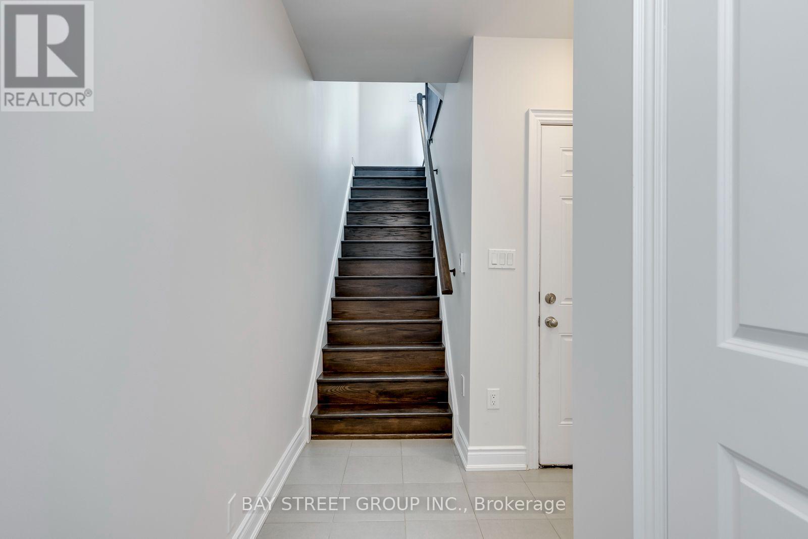 ##21 2172 TRAFALGAR ROAD - 7