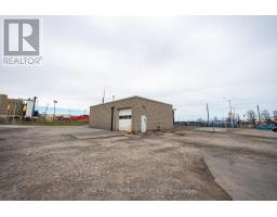 73 Kennedy Road S, Brampton, ON L6W3E4 Photo 7