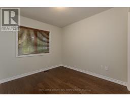 4 - 2410 Woodward Avenue, Burlington, ON L7R1T9 Photo 13