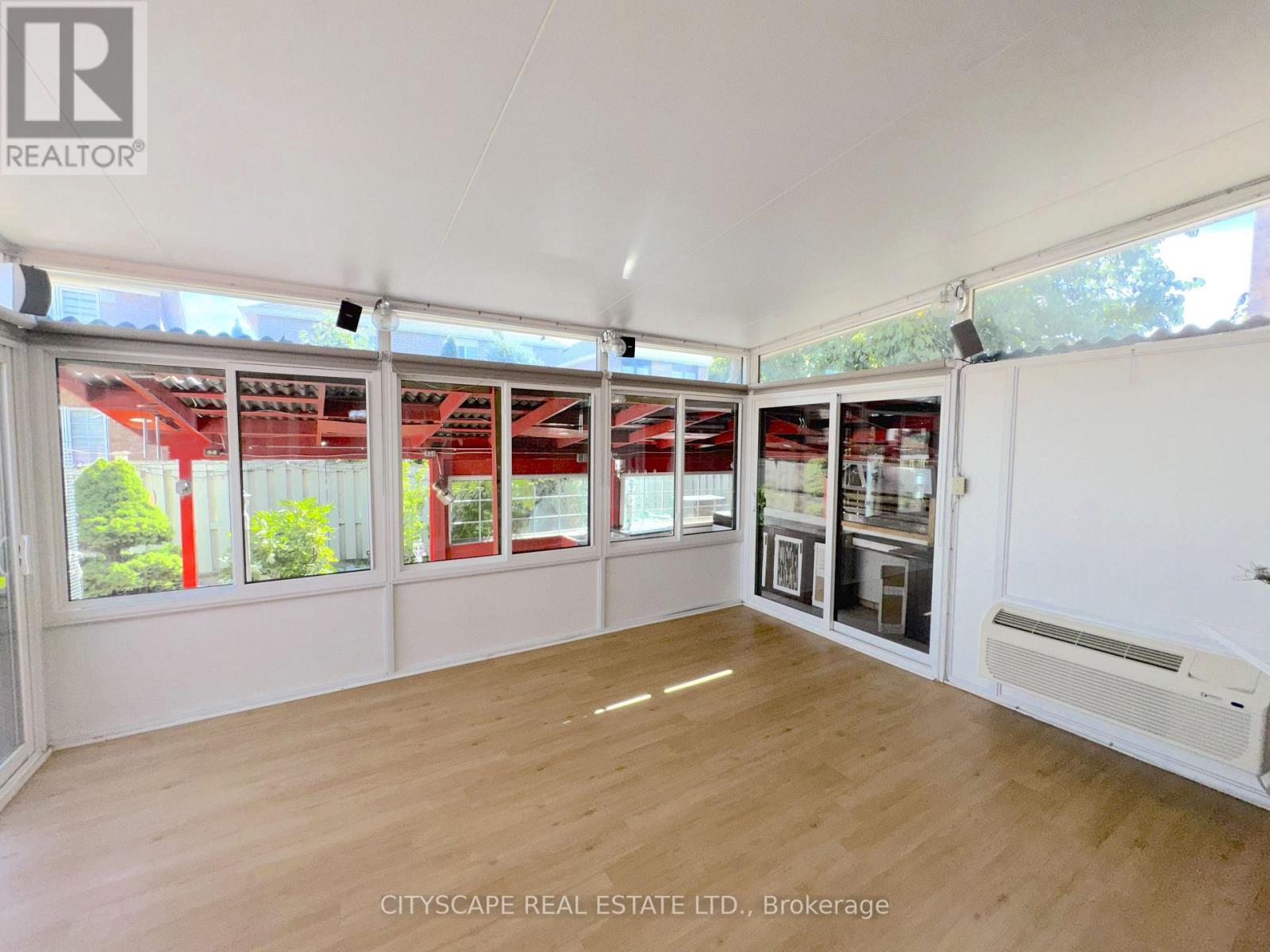 24 EASTWAY STREET - 18
