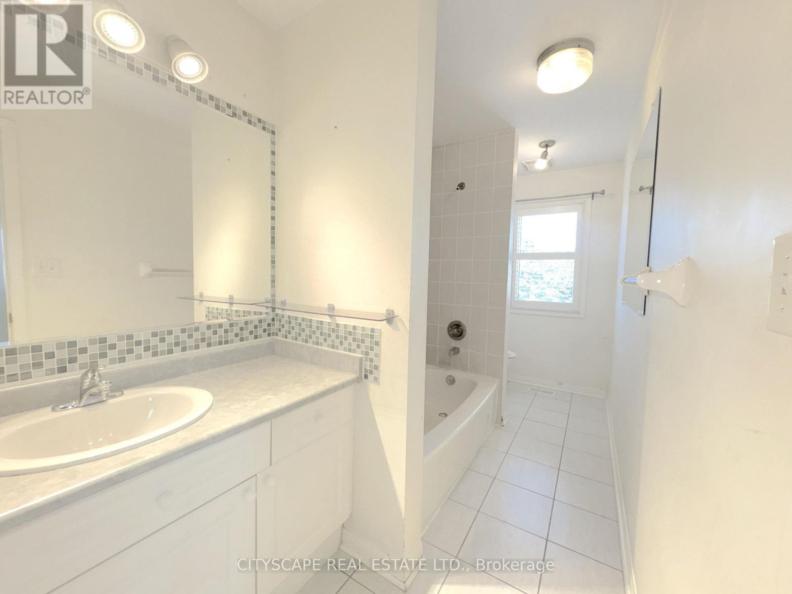 24 EASTWAY STREET - Image 34
