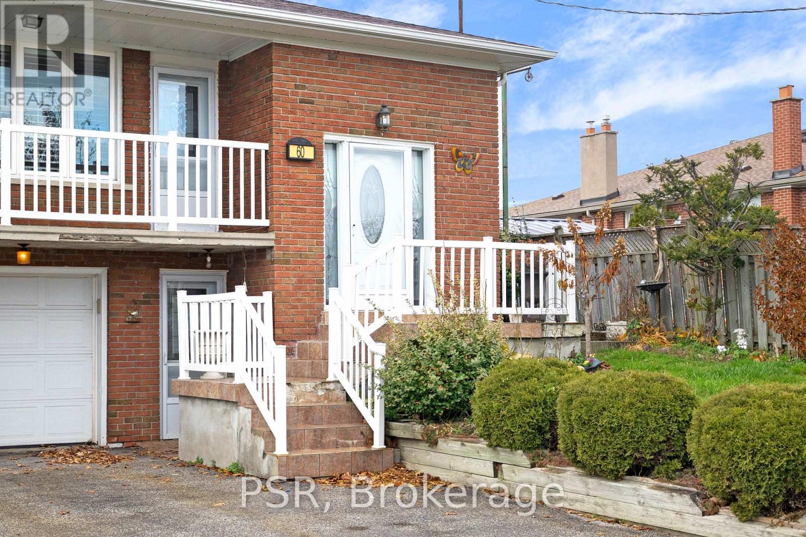 60 BAMFORD CRESCENT - 4