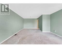 Family room - 60 Bamford Crescent, Toronto, ON M3N1T8 Photo 10