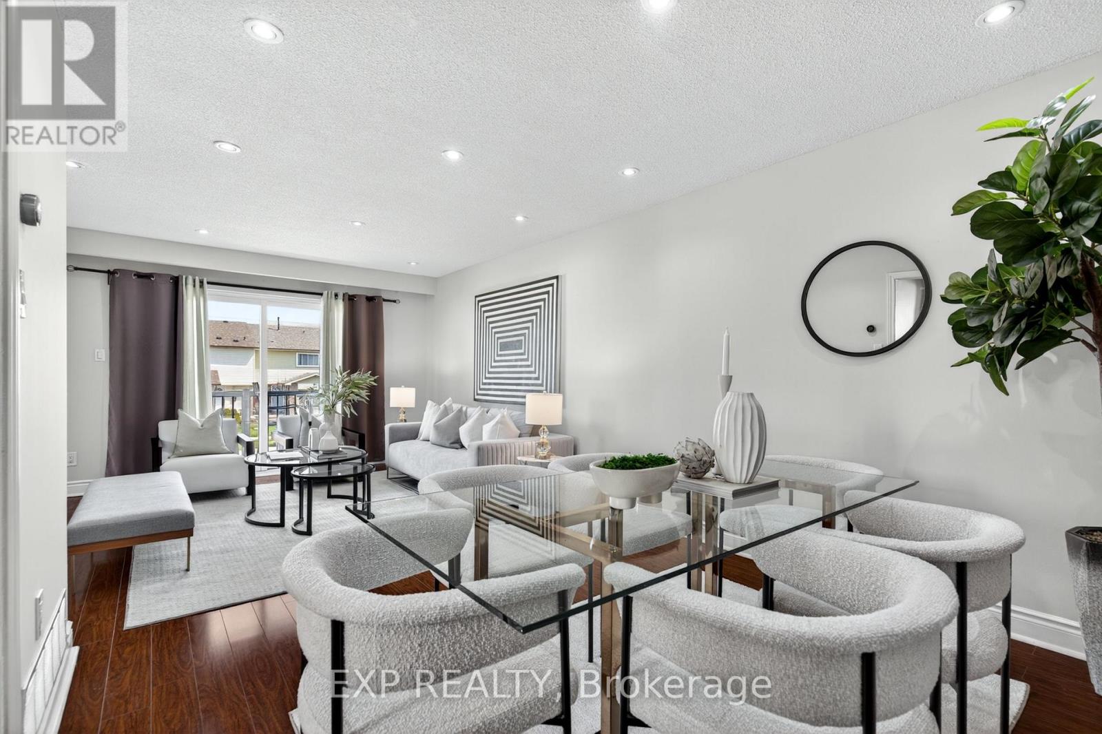88 ENGLISH STREET - 14
