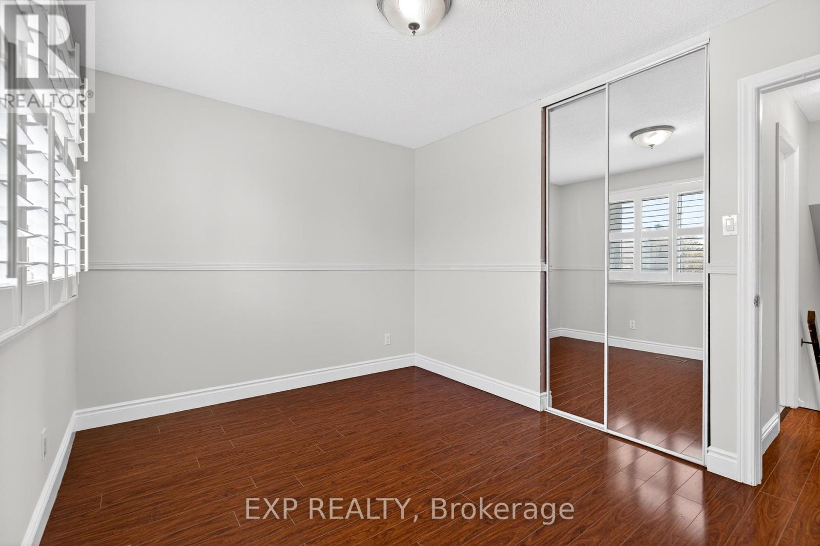 88 ENGLISH STREET - 24