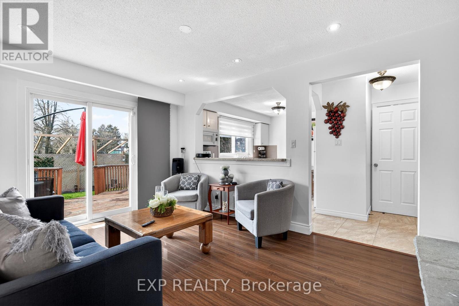 88 ENGLISH STREET - 33