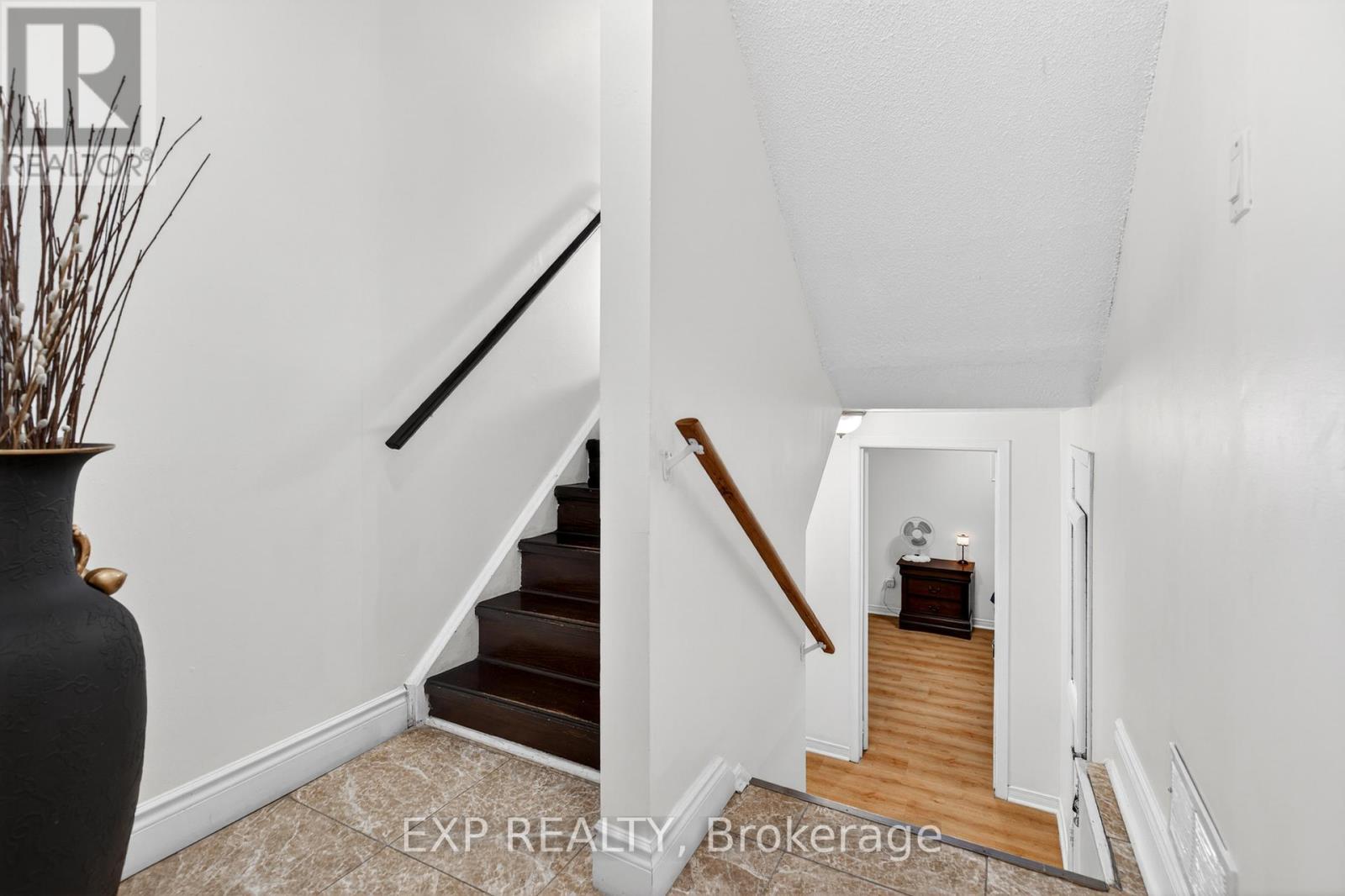 88 ENGLISH STREET - Image 38