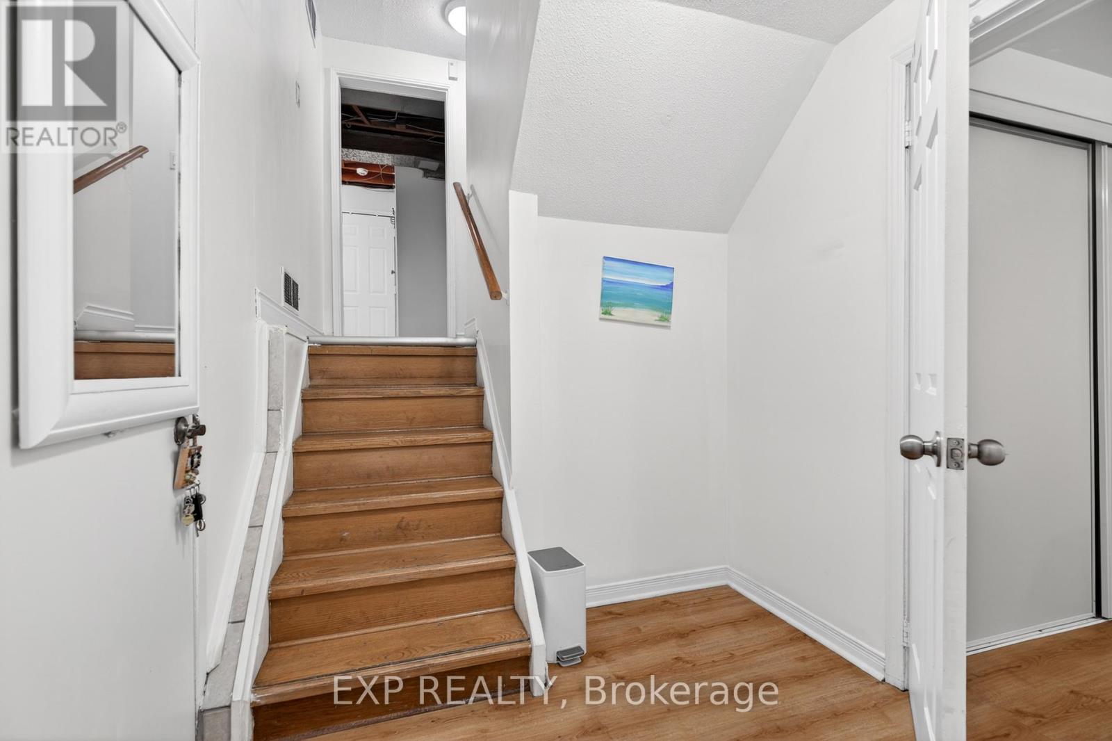 88 ENGLISH STREET - Image 39