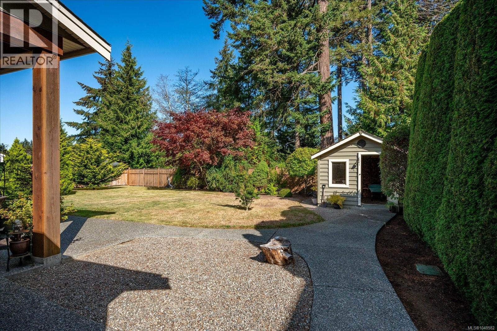 601 Meadow Dr - 27