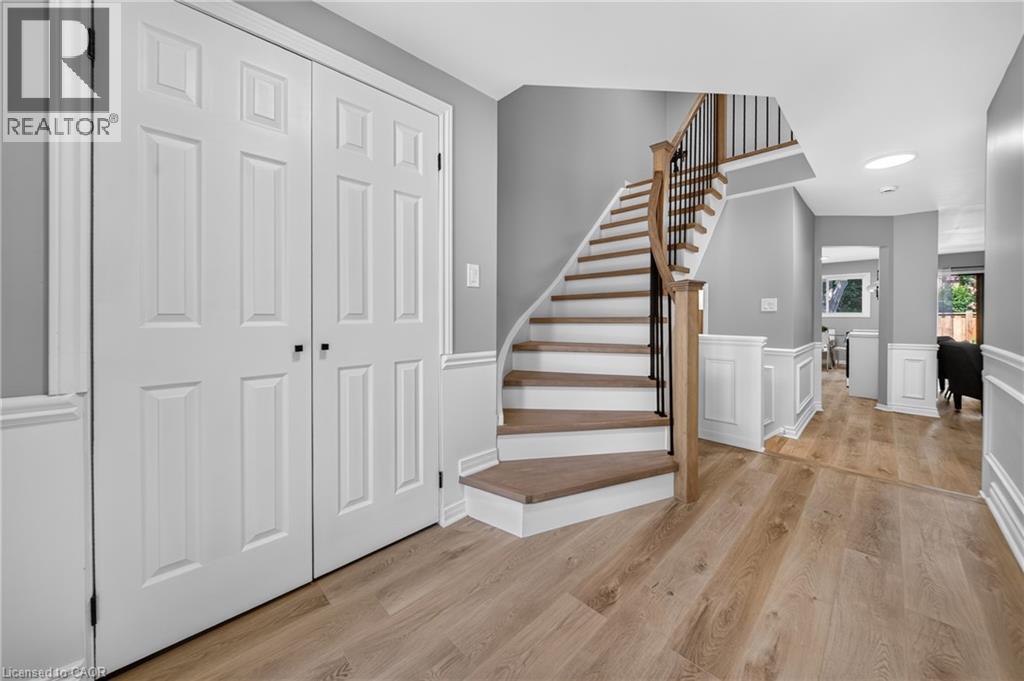 4353 SAWMILL VALLEY Drive - 27