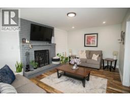 Living room - 7 Cooper Court, Brantford, ON N3T6G7 Photo 12