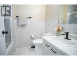 7 Cooper Court, Brantford, ON N3T6G7 Photo 25