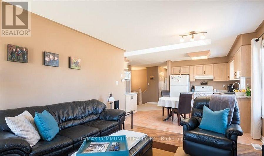 166 ST. LAWRENCE DRIVE - 20