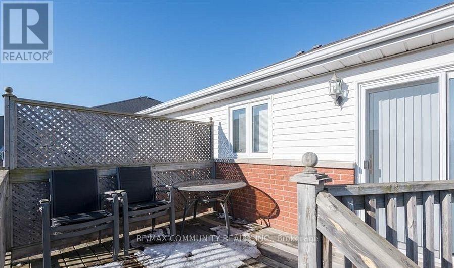 166 ST. LAWRENCE DRIVE - 39