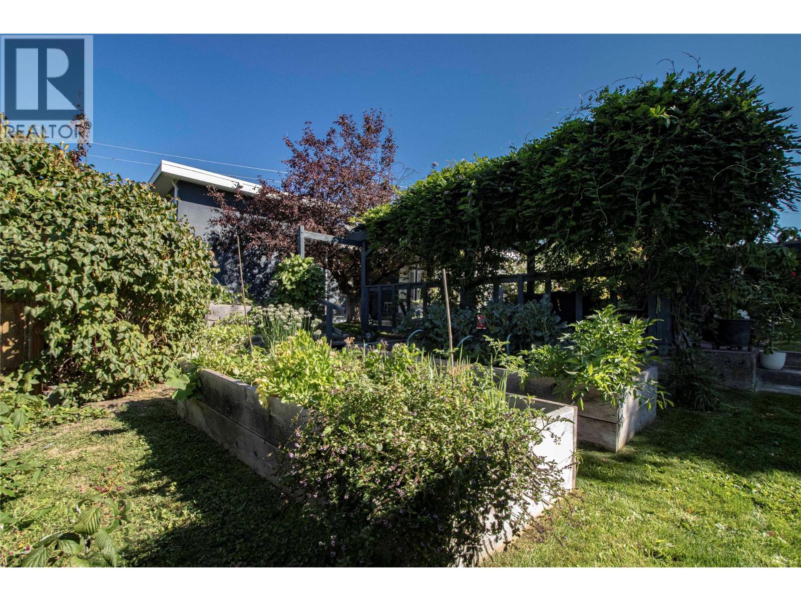 760 WESTMINSTER Avenue E, Penticton
