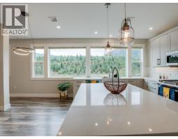8305 Old Waneta Road, Trail, BC V1R4W9 Photo 16