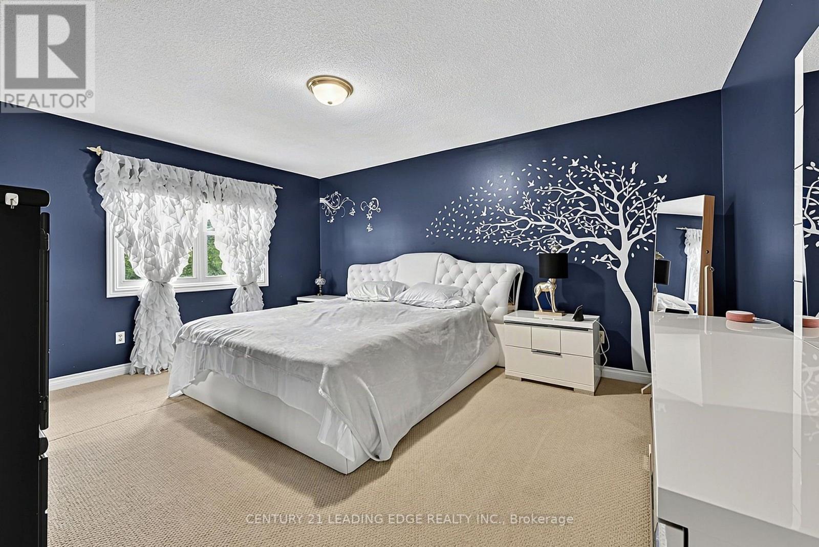 48 BROADVIEW AVENUE - Image 23