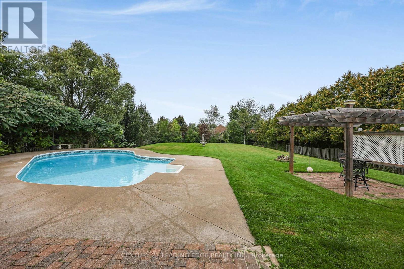 48 BROADVIEW AVENUE - Image 34